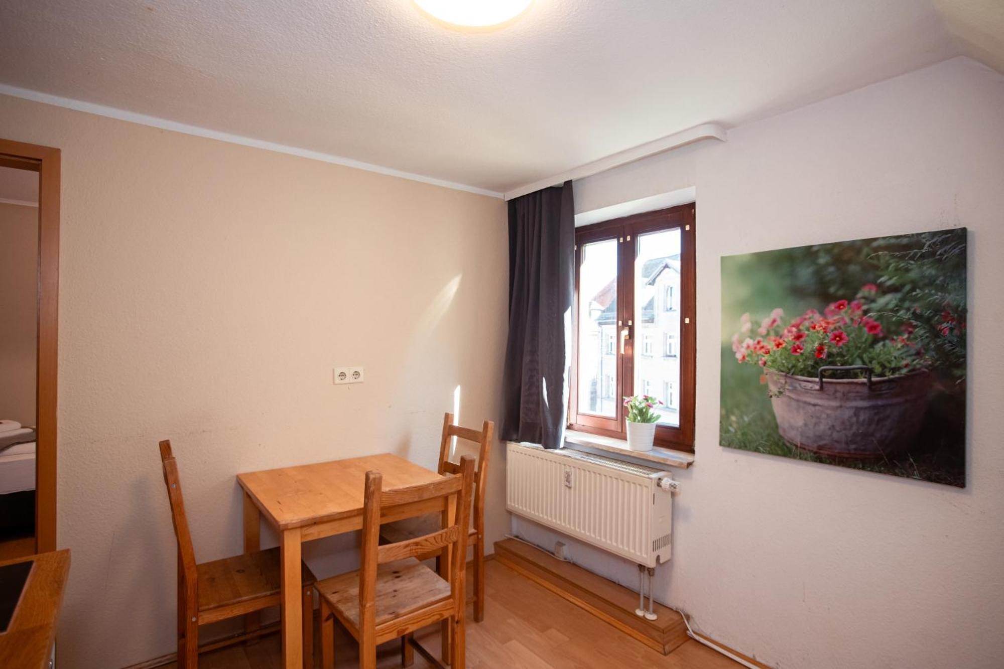 Haus99 Budget Pension & Apartments Fürth 外观 照片