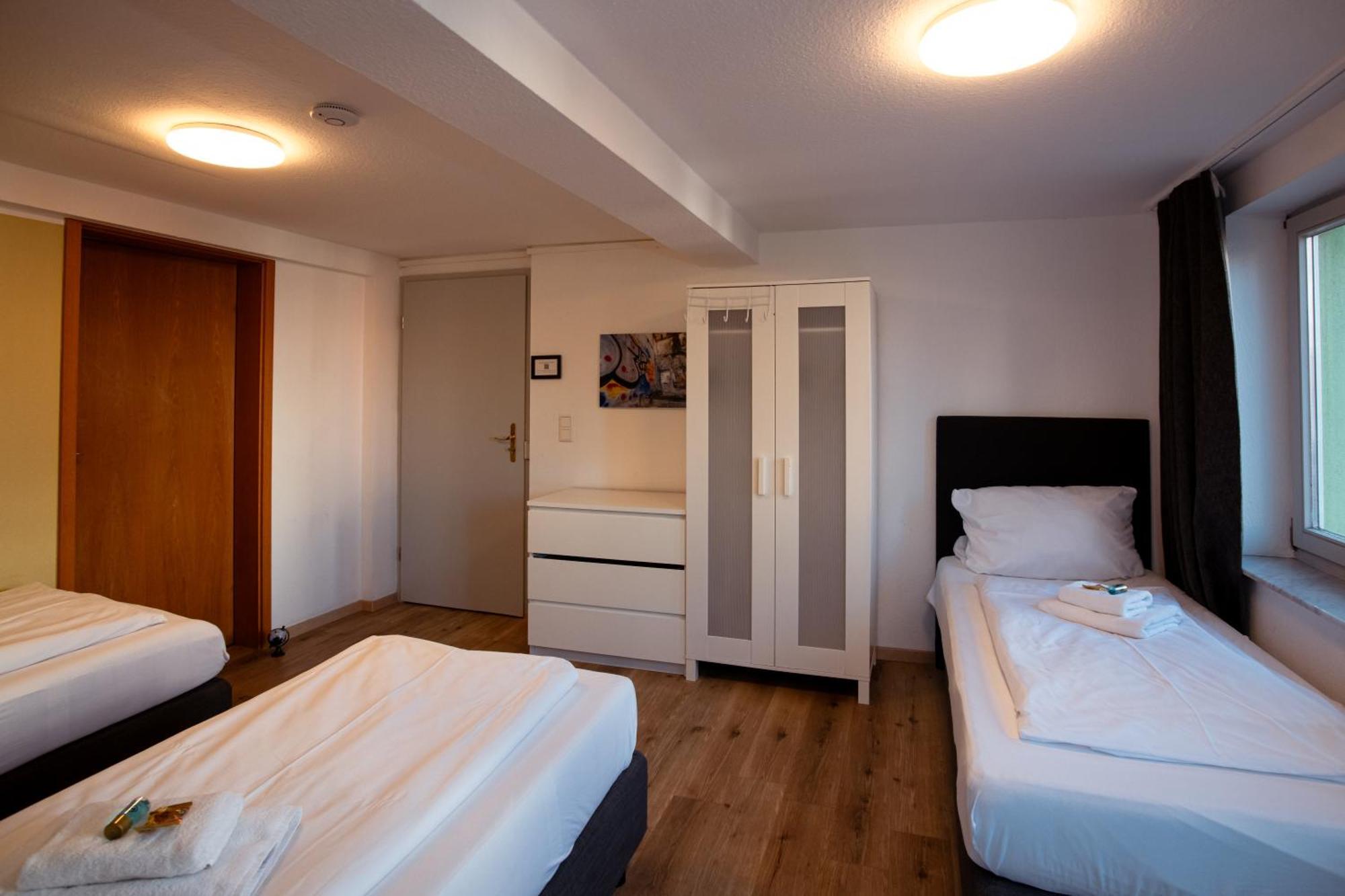 Haus99 Budget Pension & Apartments Fürth 外观 照片