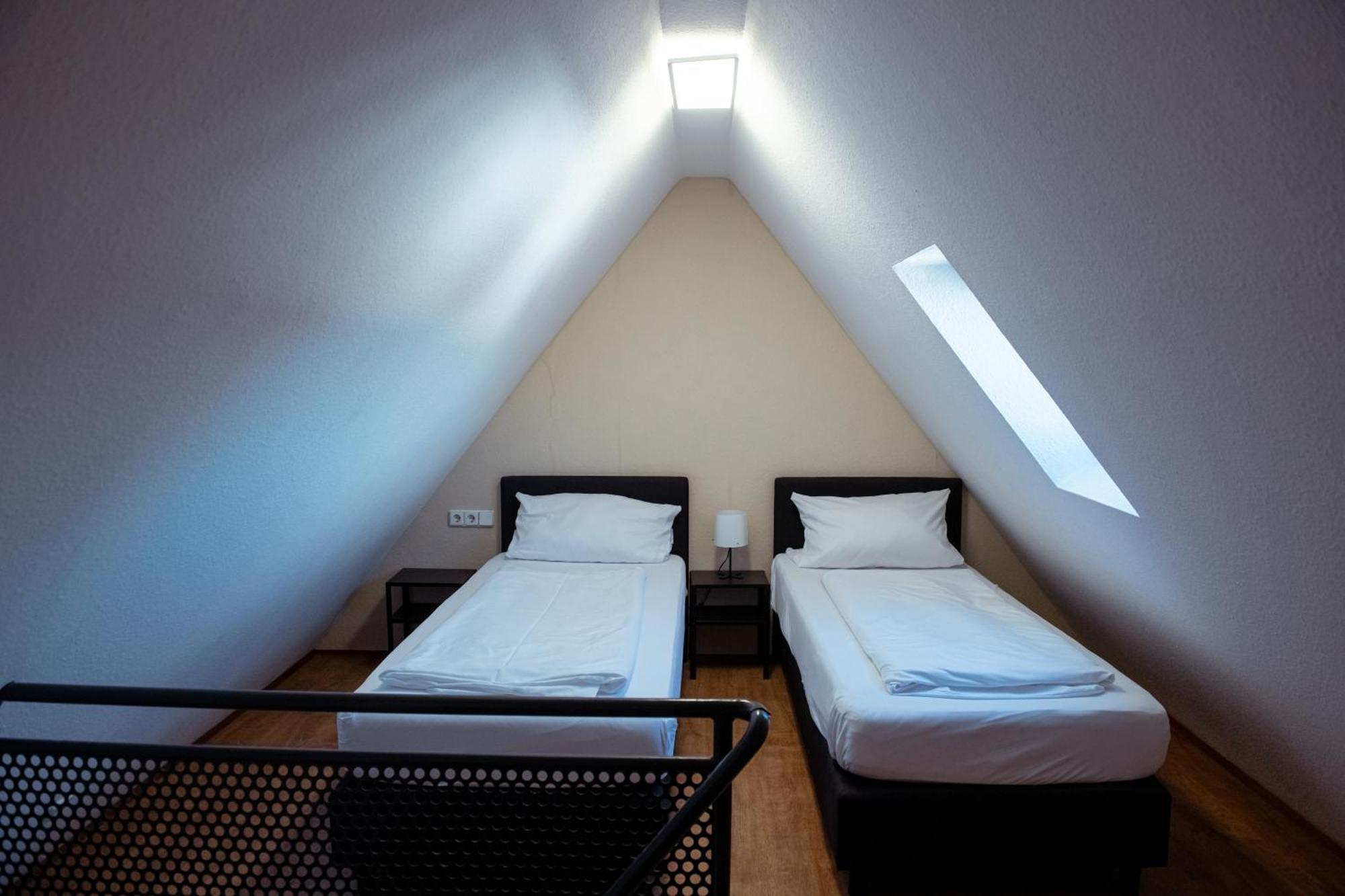 Haus99 Budget Pension & Apartments Fürth 外观 照片