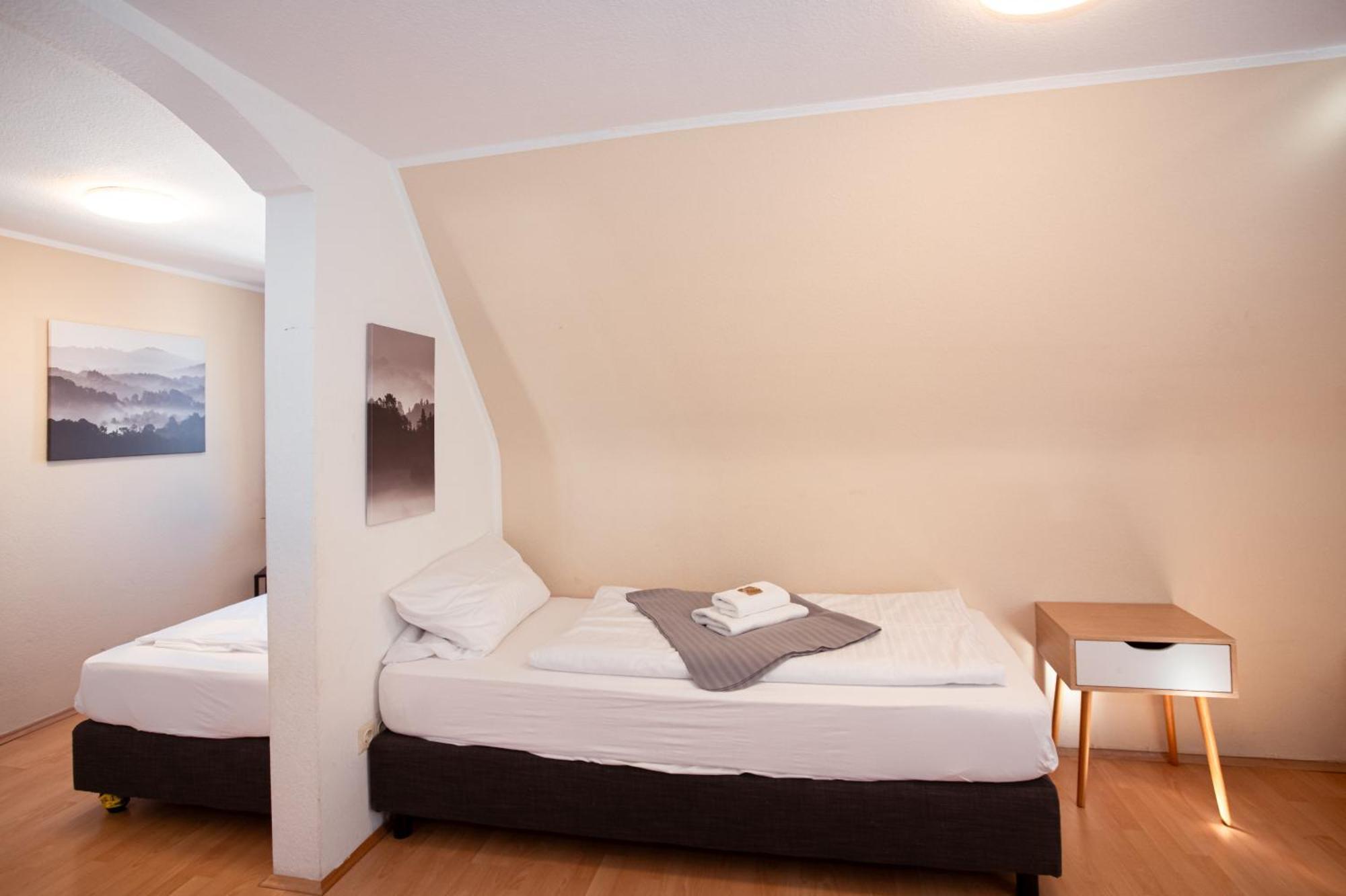 Haus99 Budget Pension & Apartments Fürth 外观 照片