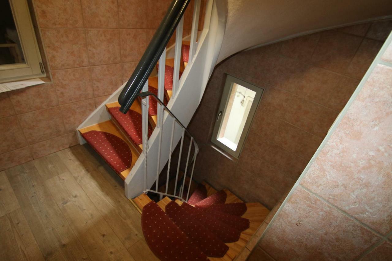 Haus99 Budget Pension & Apartments Fürth 外观 照片